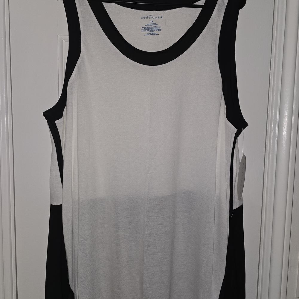 Black and White Sleeveless Top